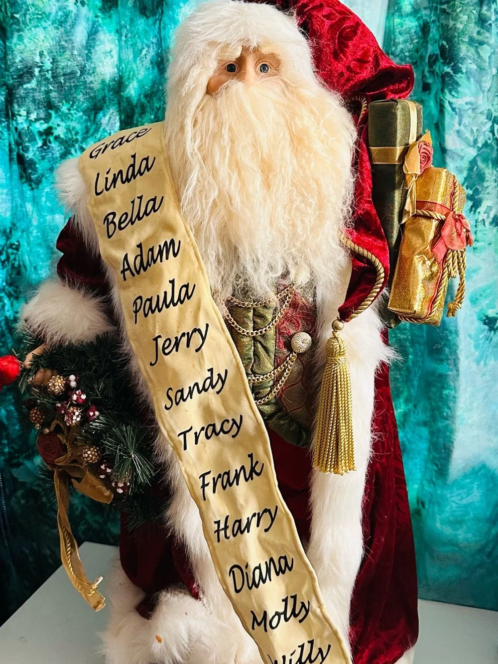 Kirkland Signature Santa with Nice List Holiday Figure 31